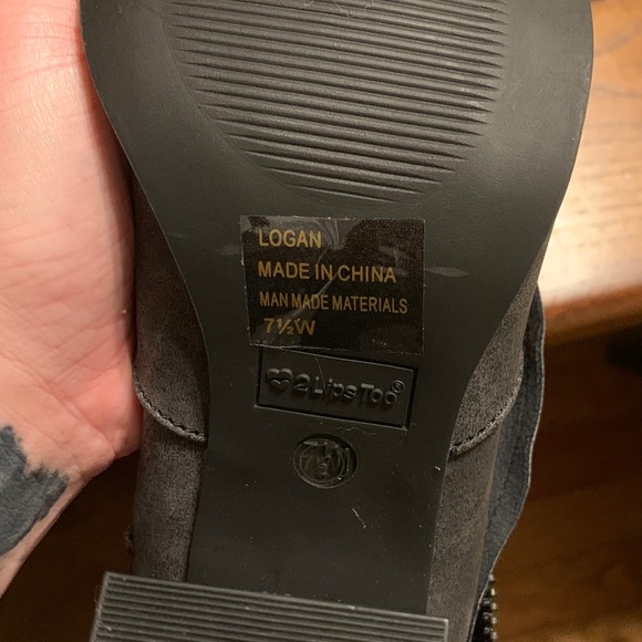 Knee high charcoal suede boots - Picture 5 of 7